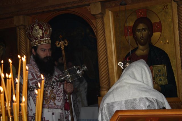 2012bpdemetriusenthronement044