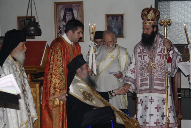 2012bpdemetriusenthronement065