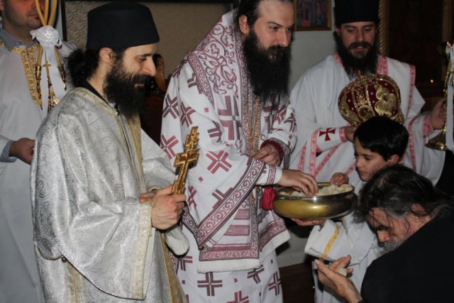 2012bpdemetriusenthronement072