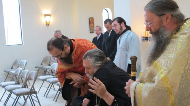 2010stmatthewfirstliturgy024