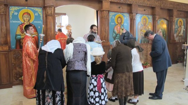 2010stmatthewfirstliturgy066