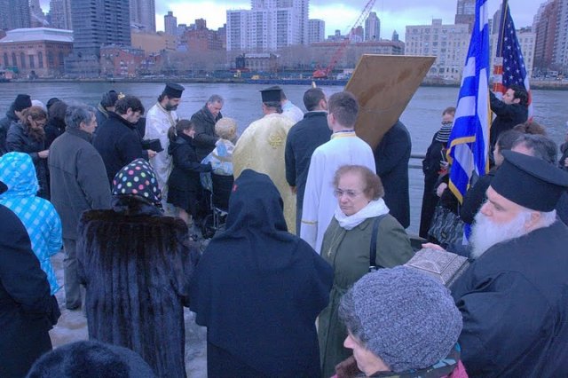 2011nytheophany032